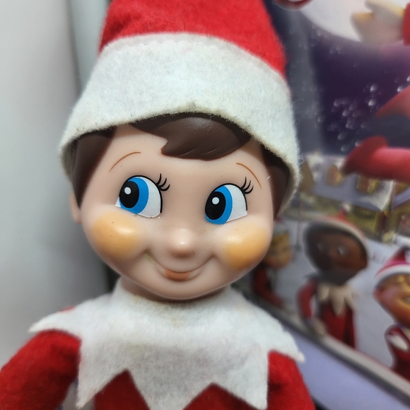 Elf on the Shelf Kit - Includes Book, DVD, and Elf - Picture 6 of 9